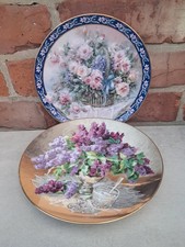 Two collectable ceramic plates