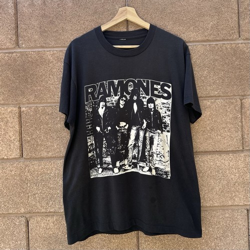 Vintage 1987 ramones too - too, tough