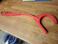 EZ THROW MANUAL CLAY PIGEON TARGET THROWER is hand trap