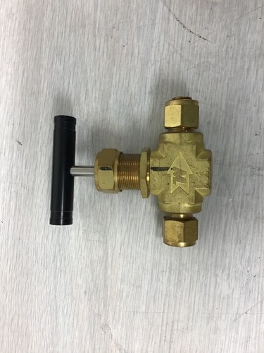 Swagelok whitey 18rs8 - swagelok, brass