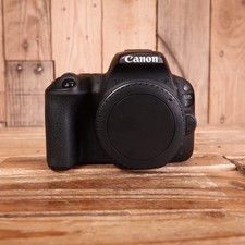 Used Canon EOS 200D Camera