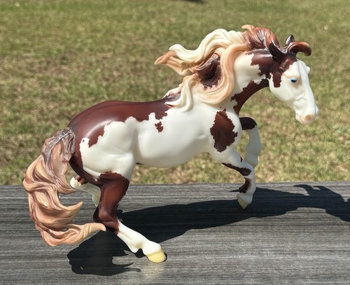 Breyer horse isadora cruce - horse,