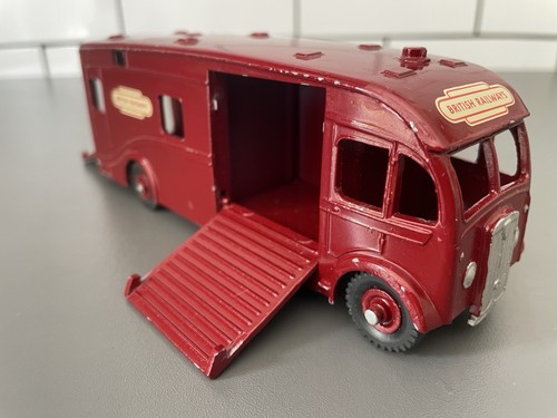 Dinky supertoys original 581 - supertoys,