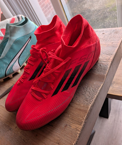 Size adidas nemeziz red - 11,