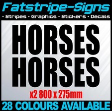 HORSE BOX HORSES TEXT VAN