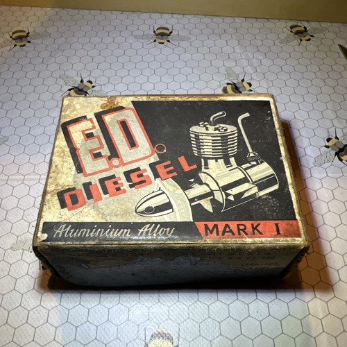 Bee mark vintage model - ed,