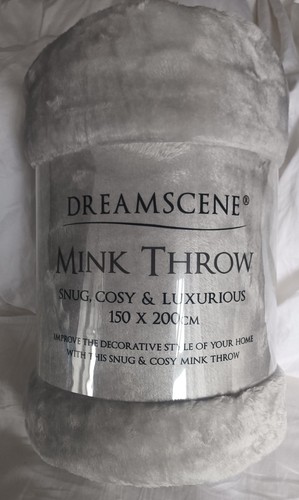 Dreamscene mink faux fur throw - faux,