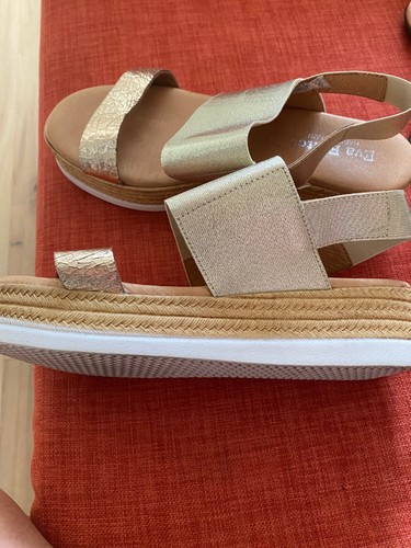 Ladies gold spanish leather - gold,