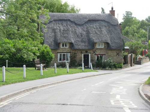 Photo rosebud cottage stoke - a3,