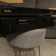 Meridian G61r SL - Black Including an HD621 FOC