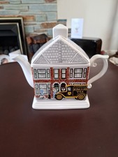 Wade Ceramics 1993 Made for Ringtons 1950's Collectors Teapot. Excellent/Unused.