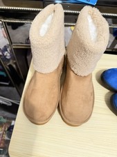 Shoe Wardrobe 10 Pairs . New