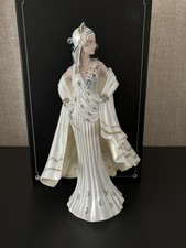 Retired Clintons art deco