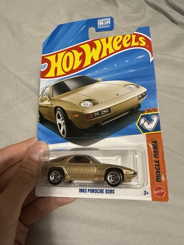 Hot wheels dollar general - hot,