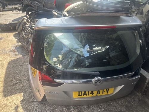 Genuine vauxhall zafira tourer - vauxhall,