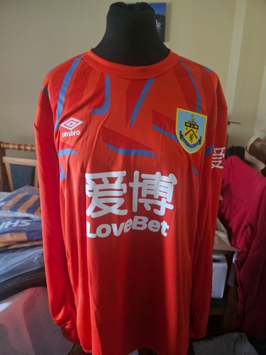 Burnley goalkeeper shirt - burnley,
