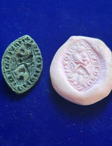 Ecclesiastical vesica seal - ecclesiastical,