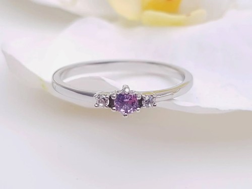 Color changing alexandrite and - alexandrite,