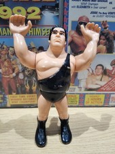 Hasbro WWF WWE Andre the Giant Series 1 Wrestling Action Figure 1990