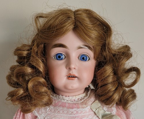 Inch synthetic dolls - 9/10,