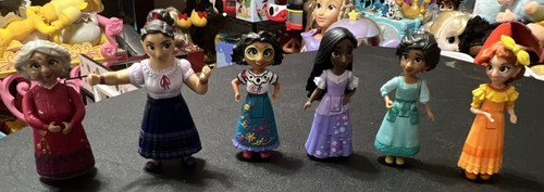 Disney encanto figurine set - disney,