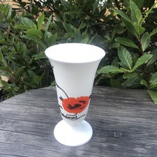 Attractive Wedgwood Bone China Vase - Susie Cooper Corn Poppy Design