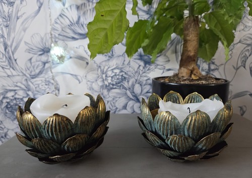 Fabulous pair metal - pair, of