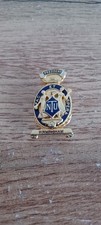 NATIONAL SAVINGS ENAMEL BADGE