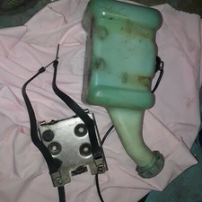 Kawasaki 750 Zxi Jetski Oil Tank And Bracket