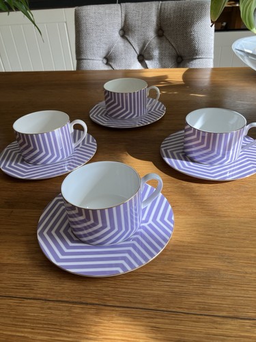 Lilac white geometric - &,