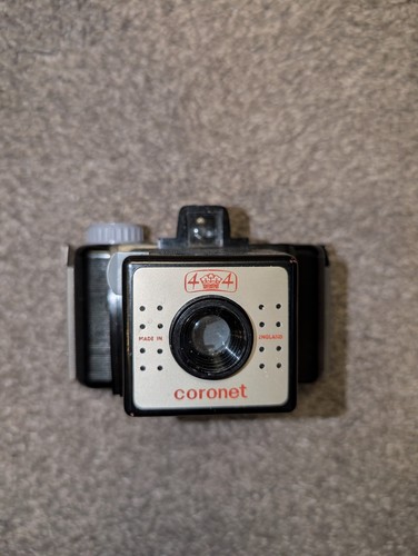 Vintage coronet box camera - 44,