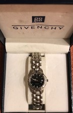 GIVENCHY RO. 011. XVI Genuine Vintage Lady’s watch (Working & Original box)