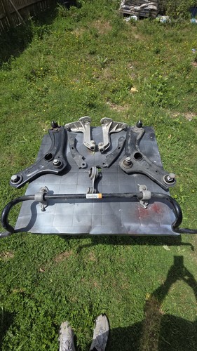 Nissan juke f16 - nissan, subframe