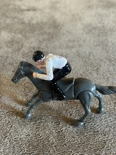 peers hardy horse racing derby