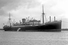 rp11699 - Shaw Savill Cargo Ship - Waiwera , built 1934 - print 6x4