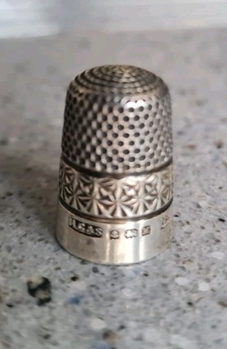 Chester silver sewing thimble - silver,