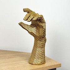 Modern Ornament for Living