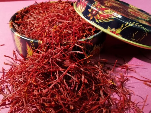 Super saffron threads powder - threads, /
