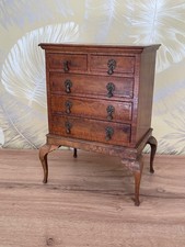 Apprentice piece Antique Queen