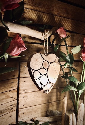 Driftwood heart wall hanging - heart,