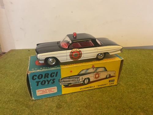 Corgi 237 oldsmobile - corgi, sheriff
