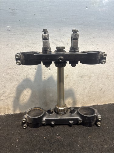 Kawasaki 250 1989 fork yoke - kawasaki,
