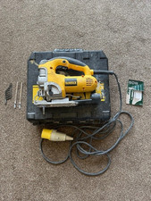Dewalt Heavy duty jigsaw DW 331K-LX 115v with carry case and spare blades