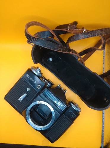 Zenit 35mm slr camera - zenit-e,