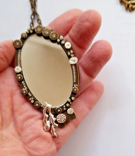 Mirror pendant chain unusual - chain,