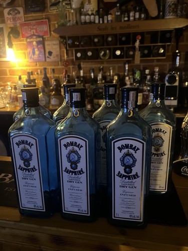 Bombay saphire empty - saphire,
