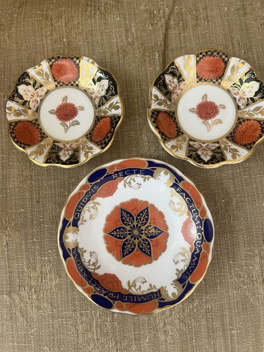 Abbeydale chrysanthemum pair - chrysanthemum,