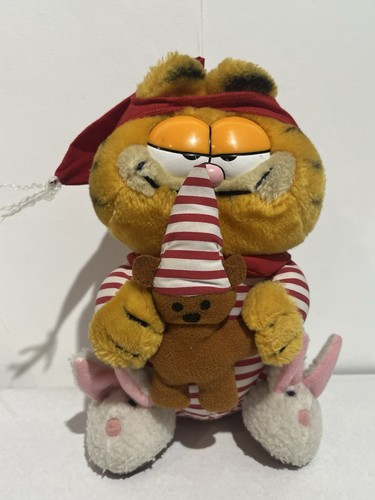 Garfield pyjamas soft toy - garfield,