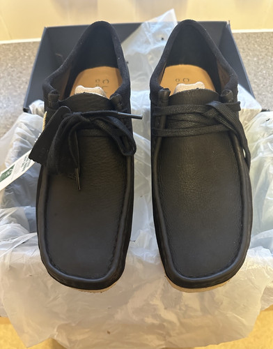 New clarks wallabees black - new,