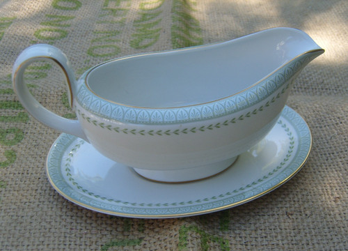Royal doulton berkshire gravy - royal,